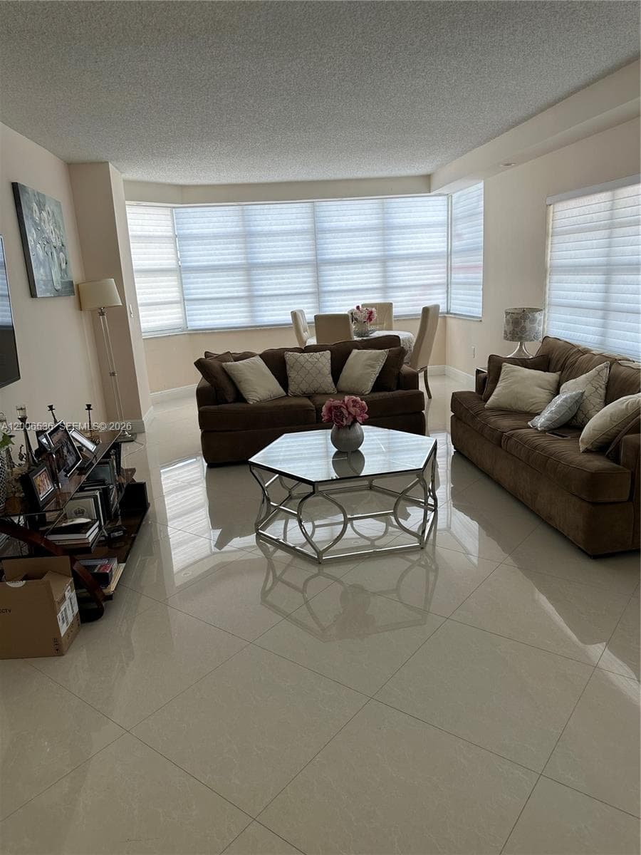 HEMISPHERES CONDO · #21P in Hallandale Beach - Photo 10