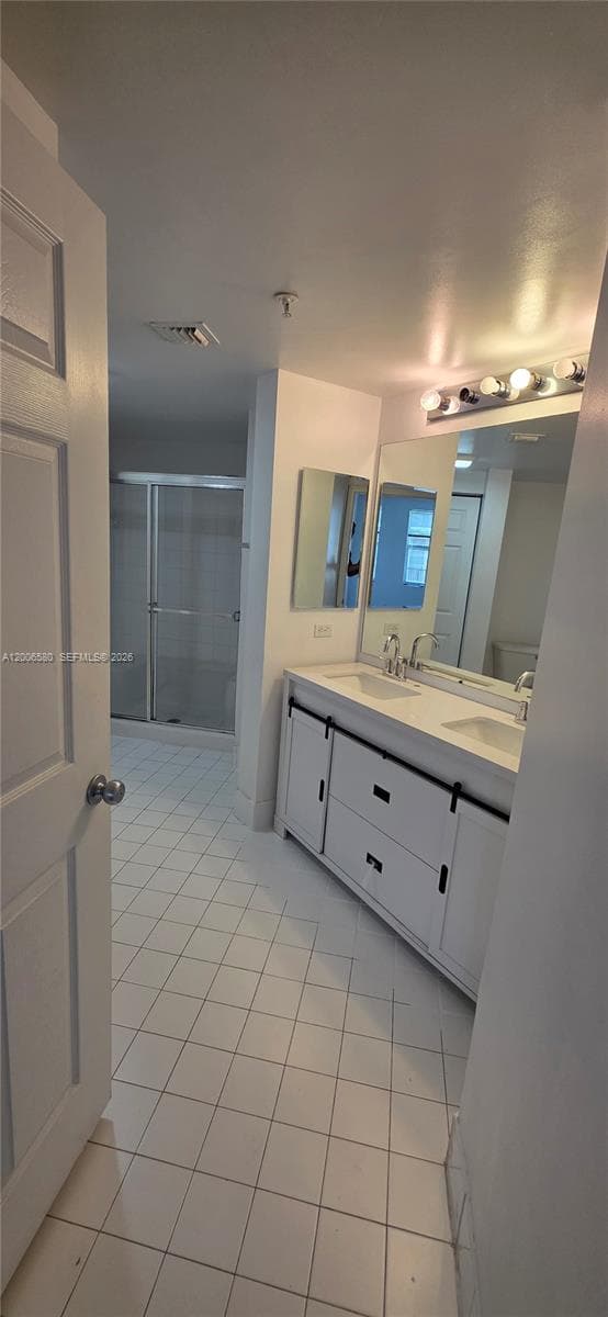 Porto Bellagio · #2602 in Sunny Isles Beach - Photo 23