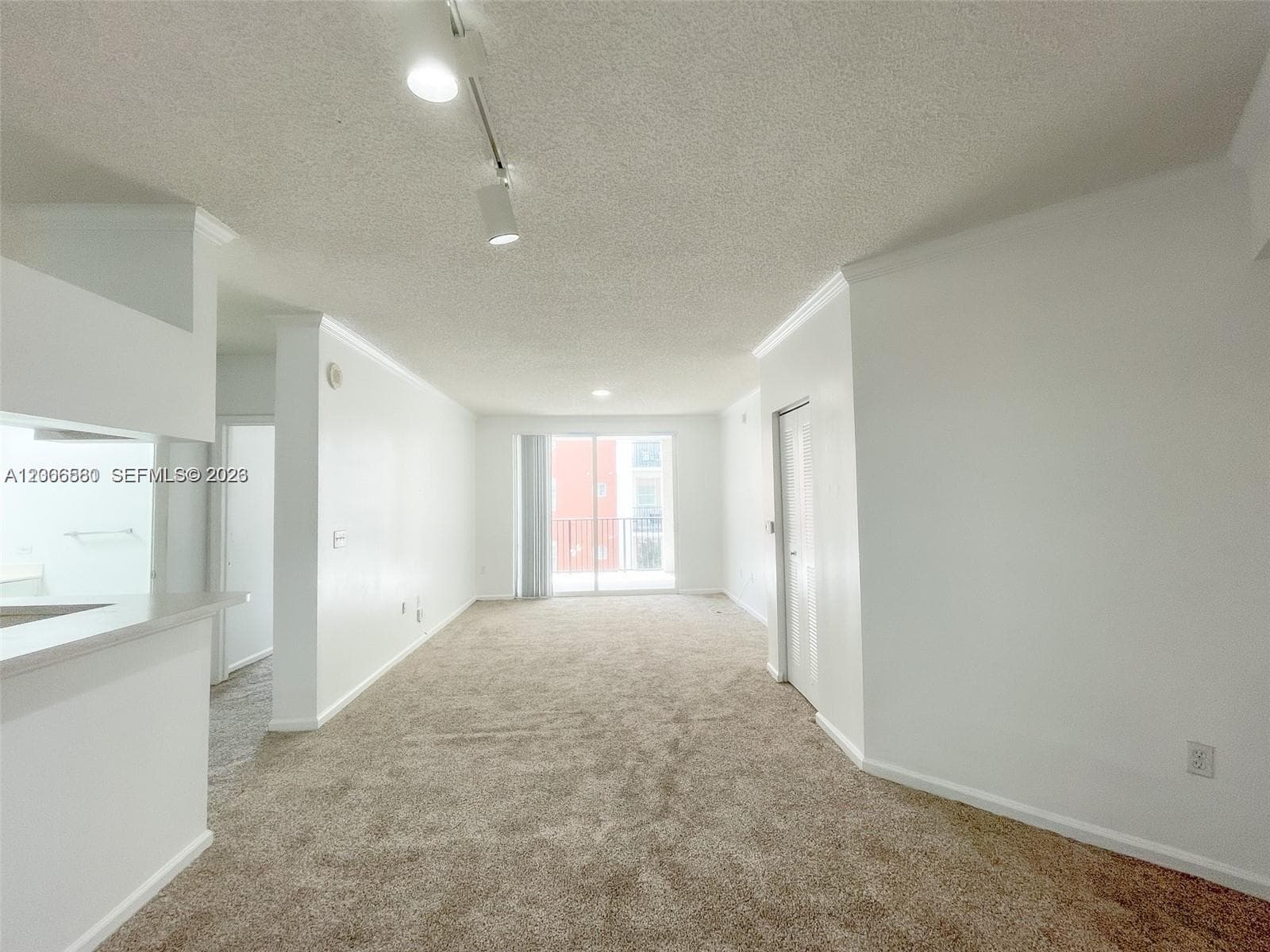 Porto Bellagio · #2602 in Sunny Isles Beach - Photo 6