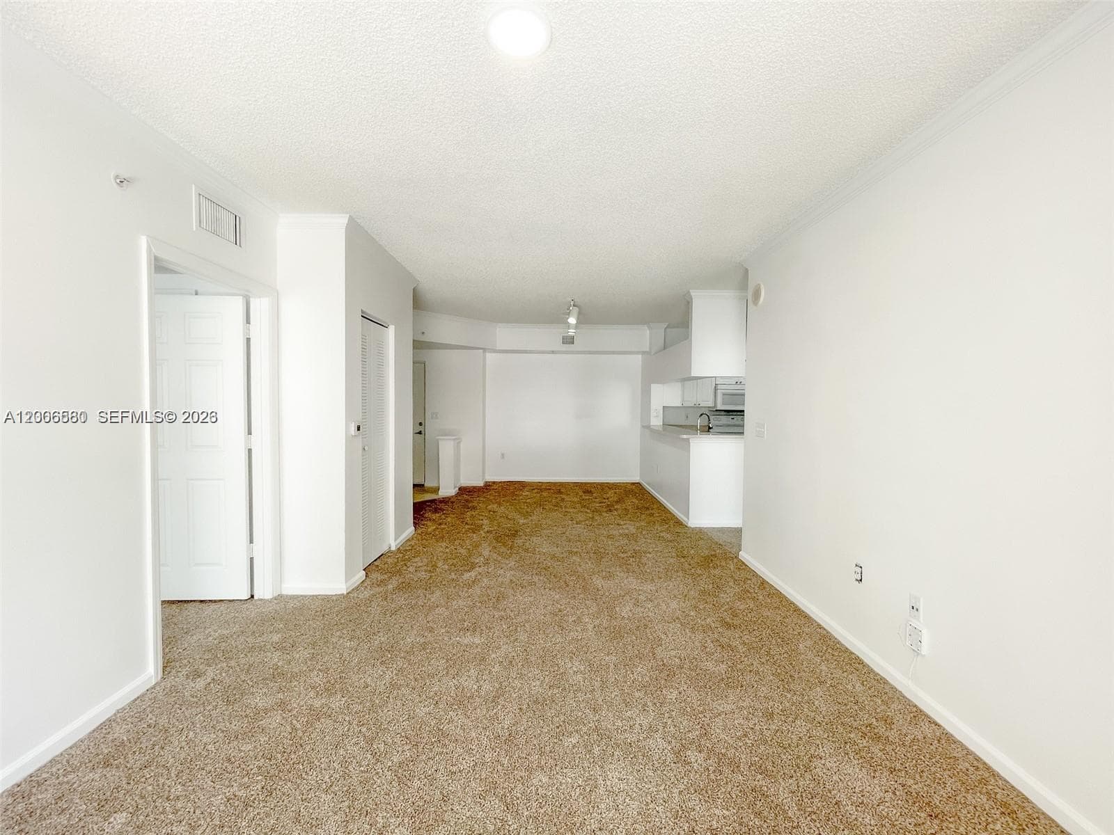 Porto Bellagio · #2602 in Sunny Isles Beach - Photo 7