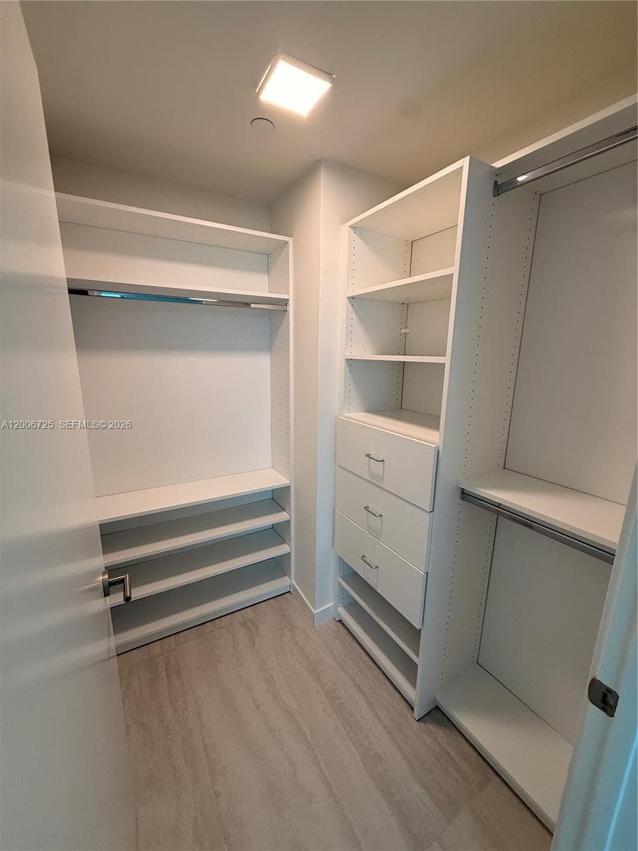Viceroy Brickell Residences · #1505 in Miami - Photo 34