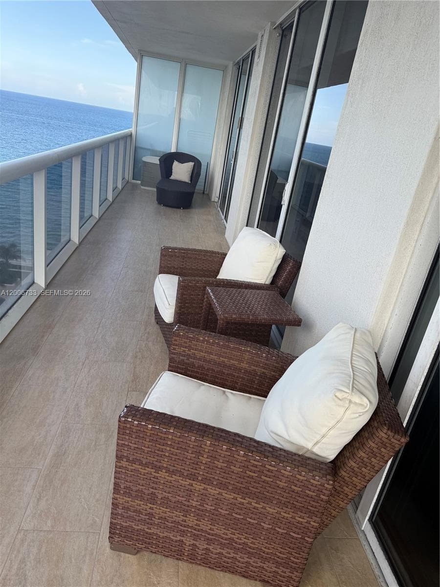 BEACH CLUB TWO · #1708 in Hallandale Beach - Photo 2