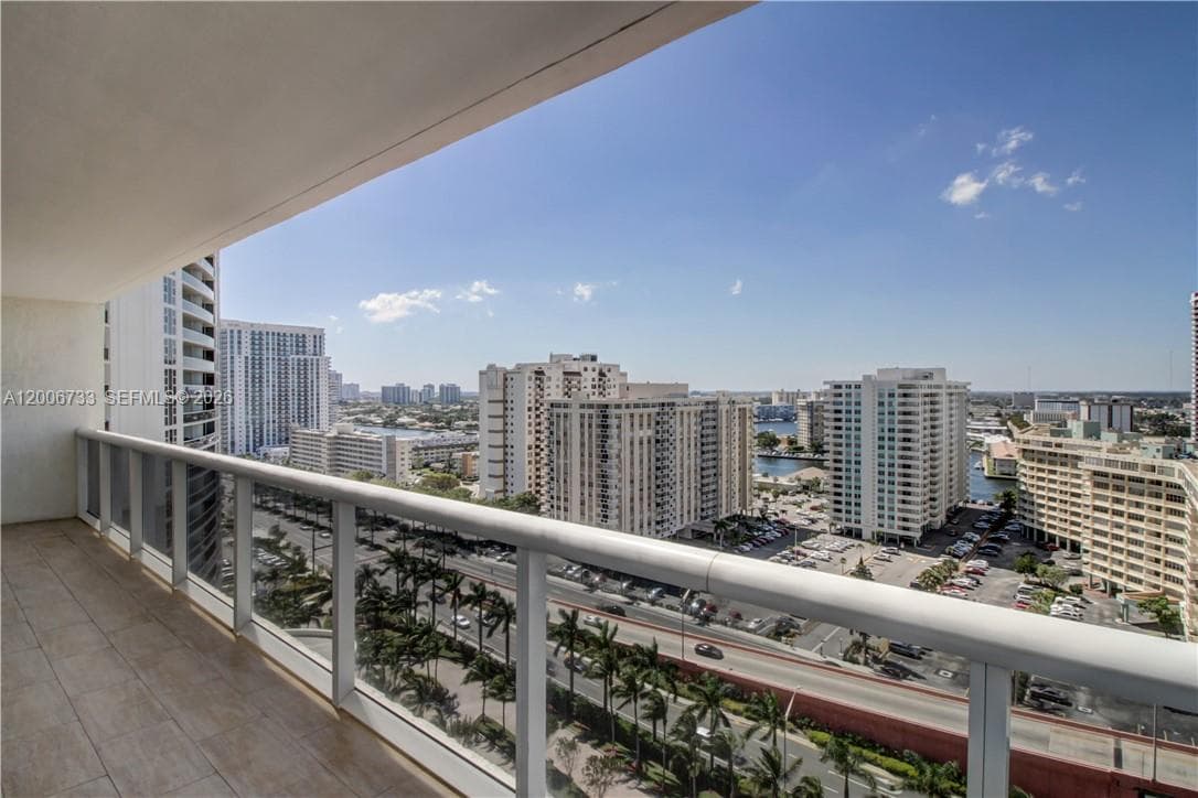 BEACH CLUB TWO · #1708 in Hallandale Beach - Photo 13