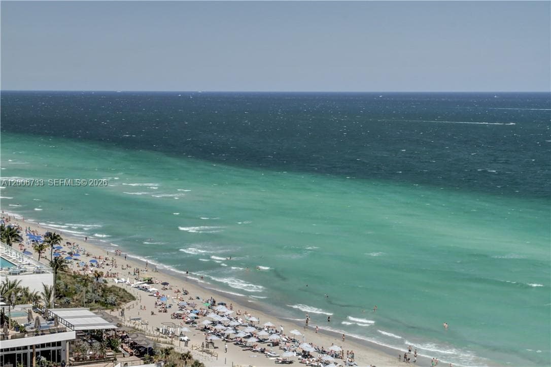 BEACH CLUB TWO · #1708 in Hallandale Beach - Photo 16