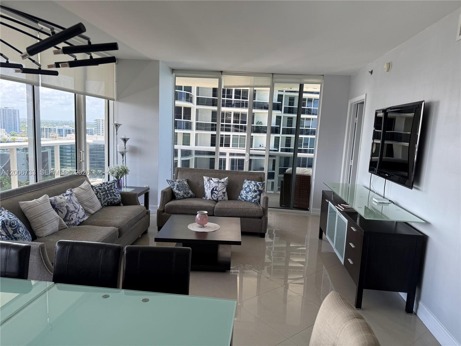 BEACH CLUB TWO · #1708 in Hallandale Beach - Photo 3