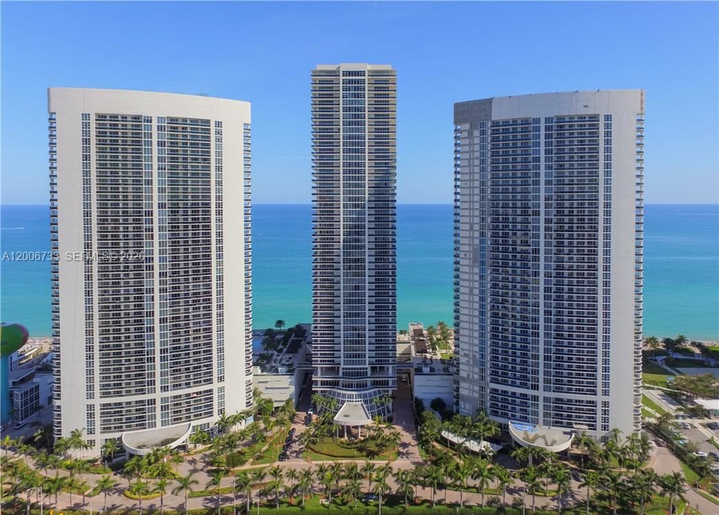 BEACH CLUB TWO · #1708 in Hallandale Beach - Photo 14