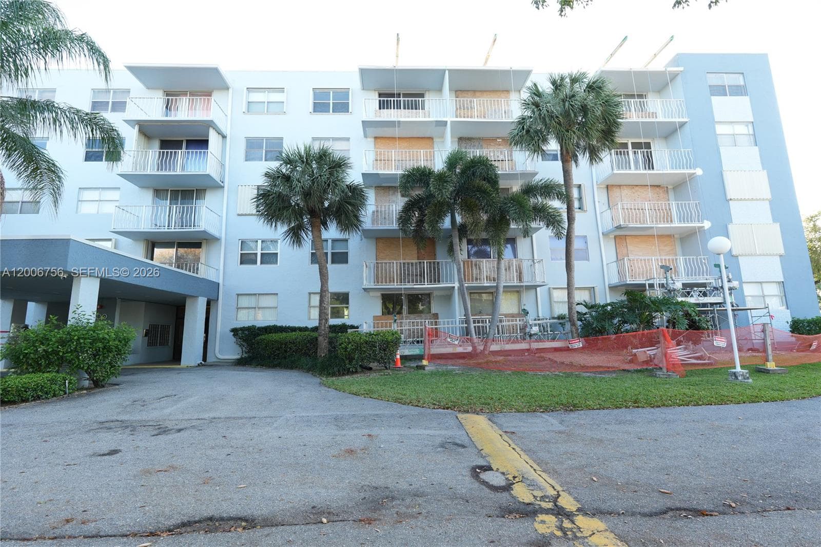 BREAKWATERS OF THE PB · #1J in West Palm Beach - Photo 3