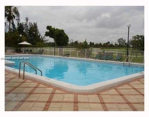 LAS BRISAS@ COUNTRY CLUB · #B502 in Hialeah - Photo 4