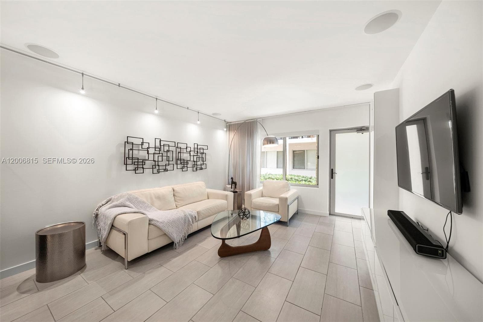 2130 Park Ave #TH3 photo 3