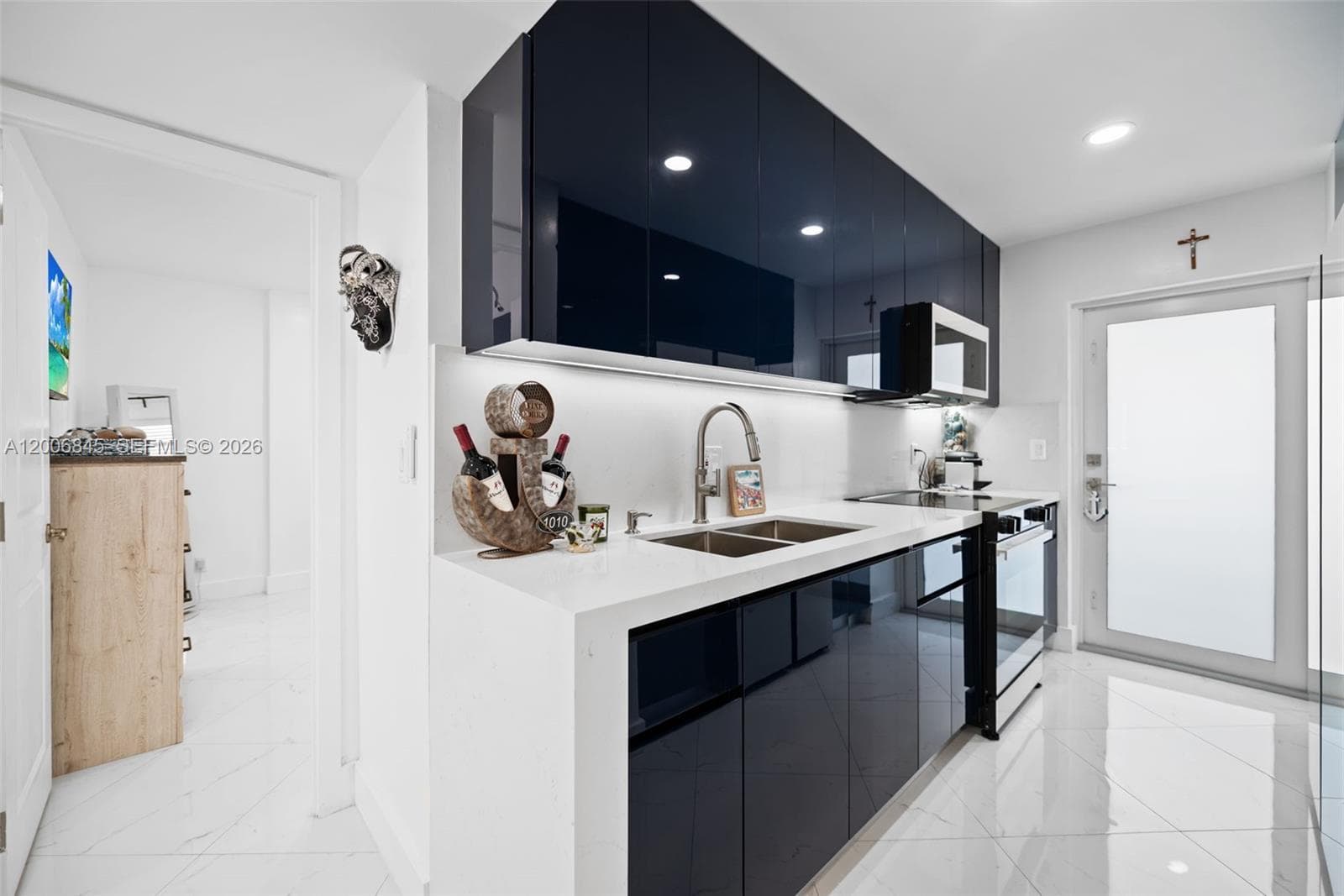 BREAKERS CONDOMINIUM · #1010 in Pompano Beach - Photo 10