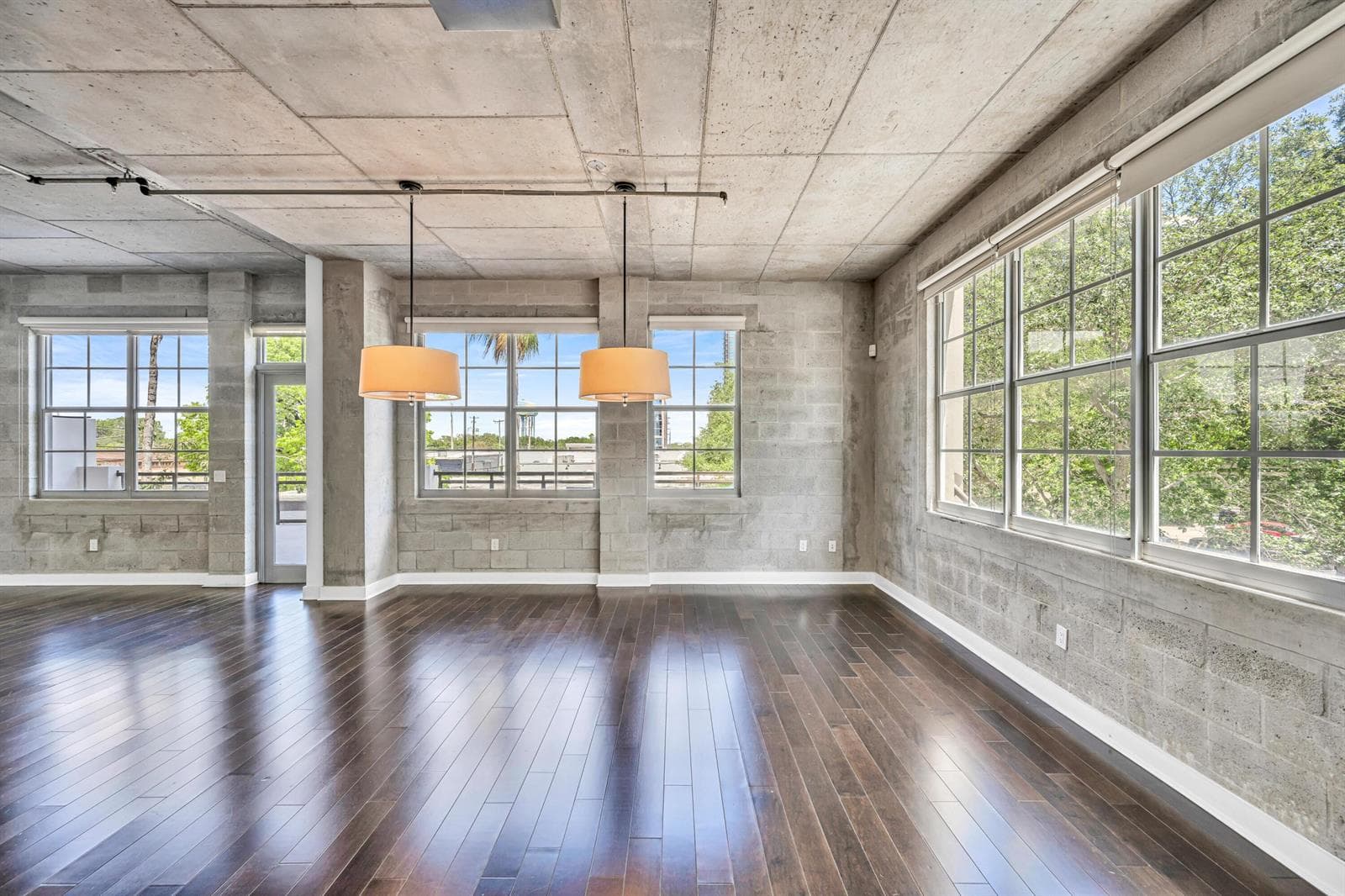 411 NW 1ST AVE #202--9