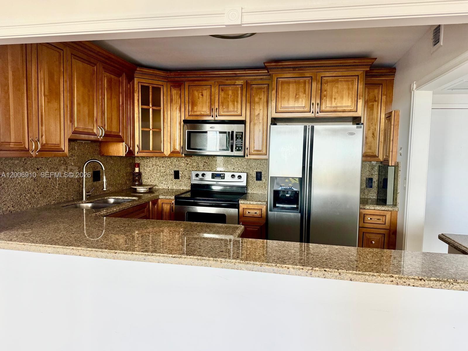 OLYMPUS CONDOMINIUM · #1210 in Hallandale Beach - Photo 4