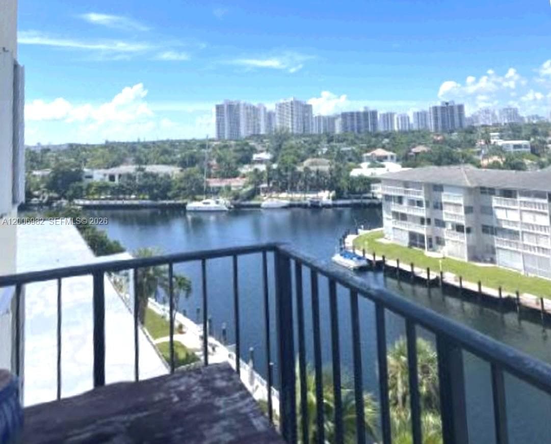 GOLDEN HORN SOUTH · #7J in Hallandale Beach - Photo 15
