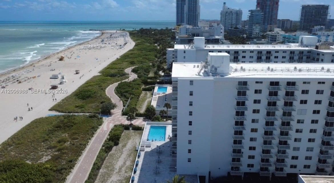 THE PRESIDENTIAL CONDO · #222 in Miami Beach - Photo 22
