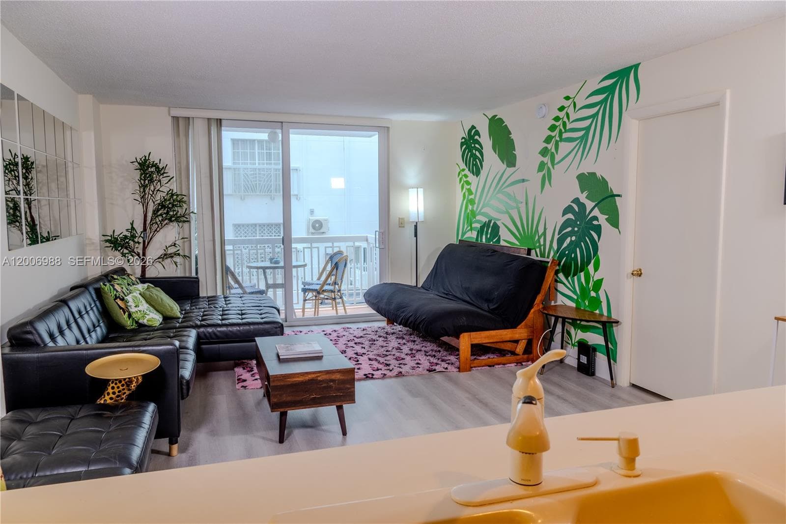 THE PRESIDENTIAL CONDO · #222 in Miami Beach - Photo 3