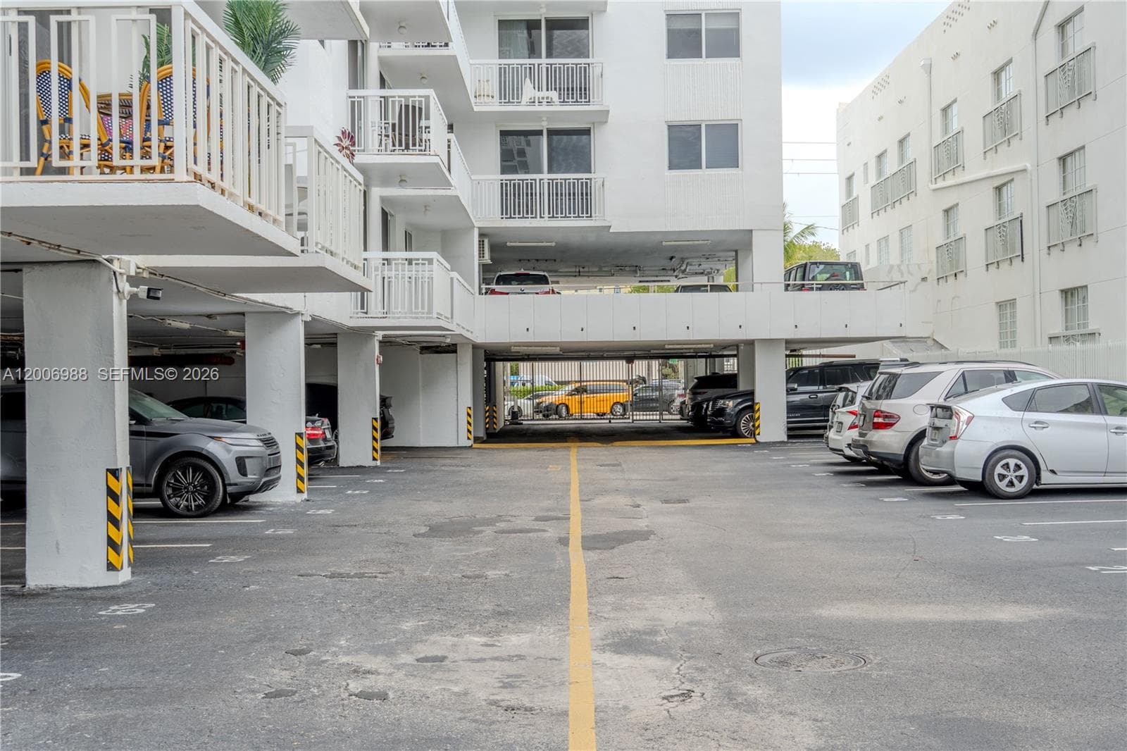 THE PRESIDENTIAL CONDO · #222 in Miami Beach - Photo 32
