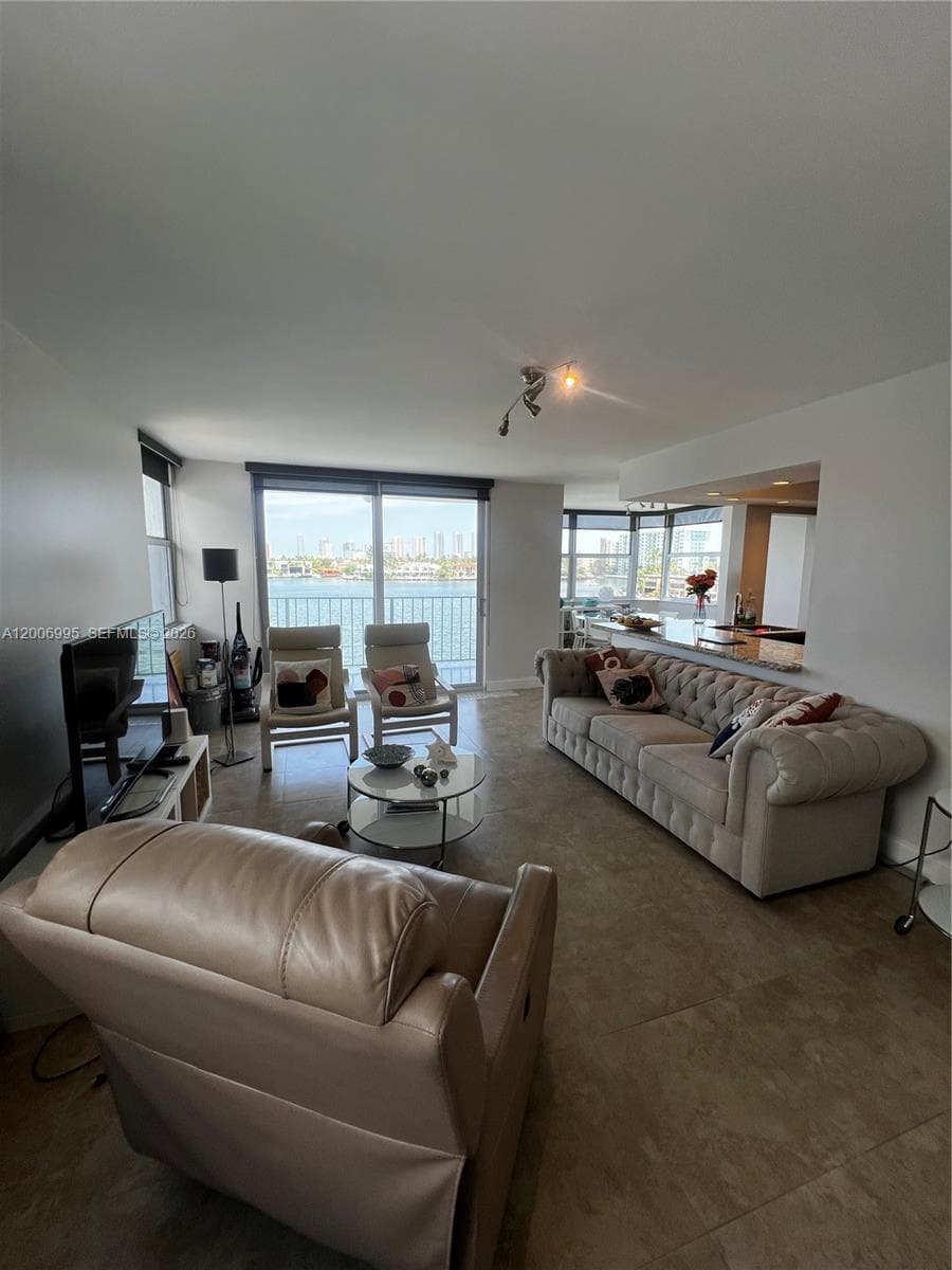 REEF SOUTH CONDO · #4A in North Miami Beach - Photo 1