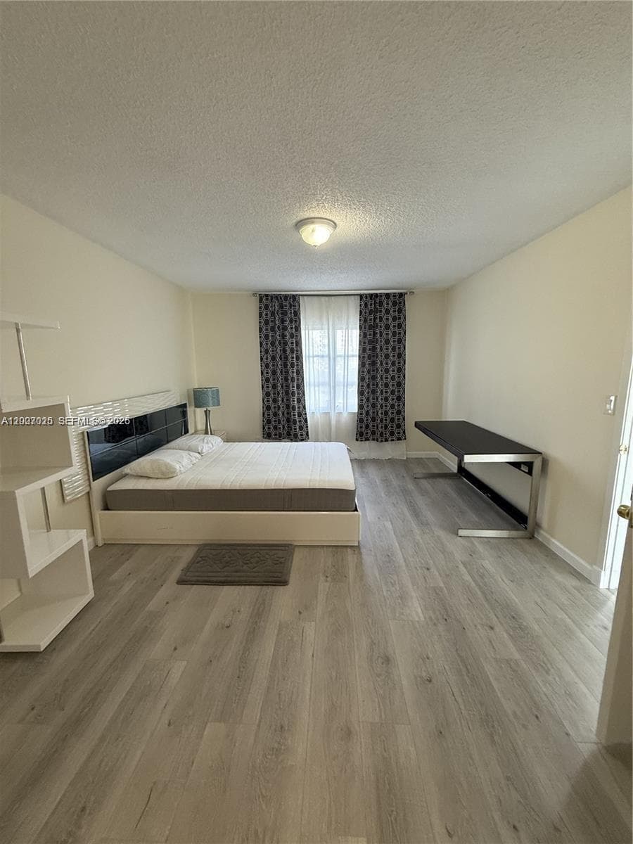 Fairways Riviera · #712 in Hallandale Beach - Photo 6