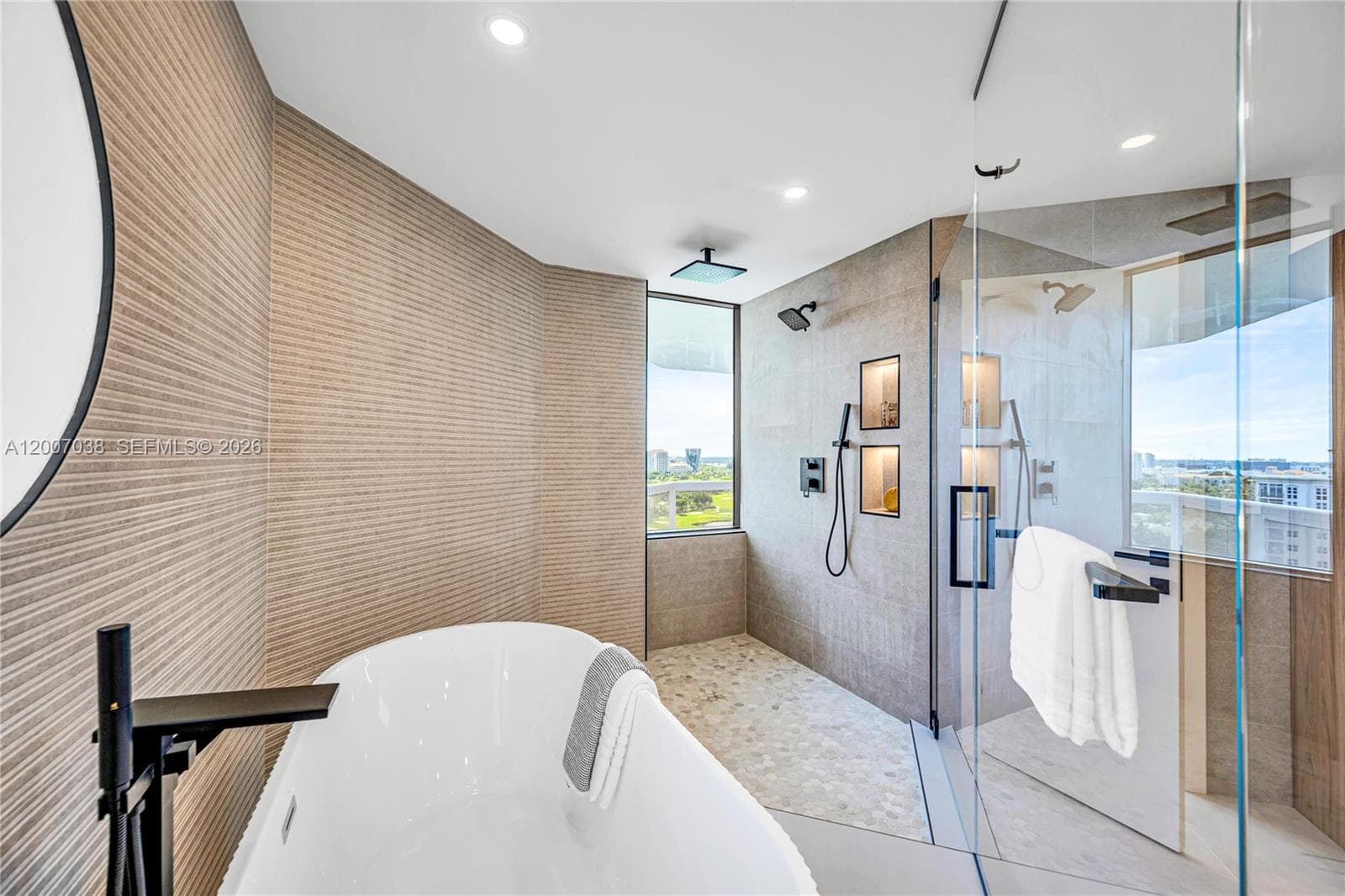 The Landmark · #1904 in Aventura - Photo 36