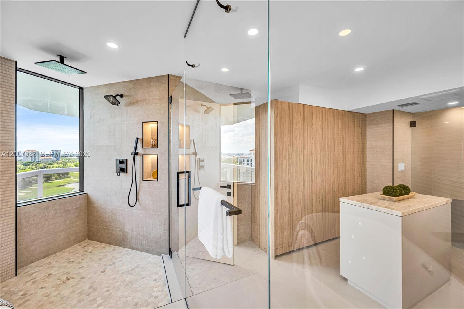 The Landmark · #1904 in Aventura - Photo 37