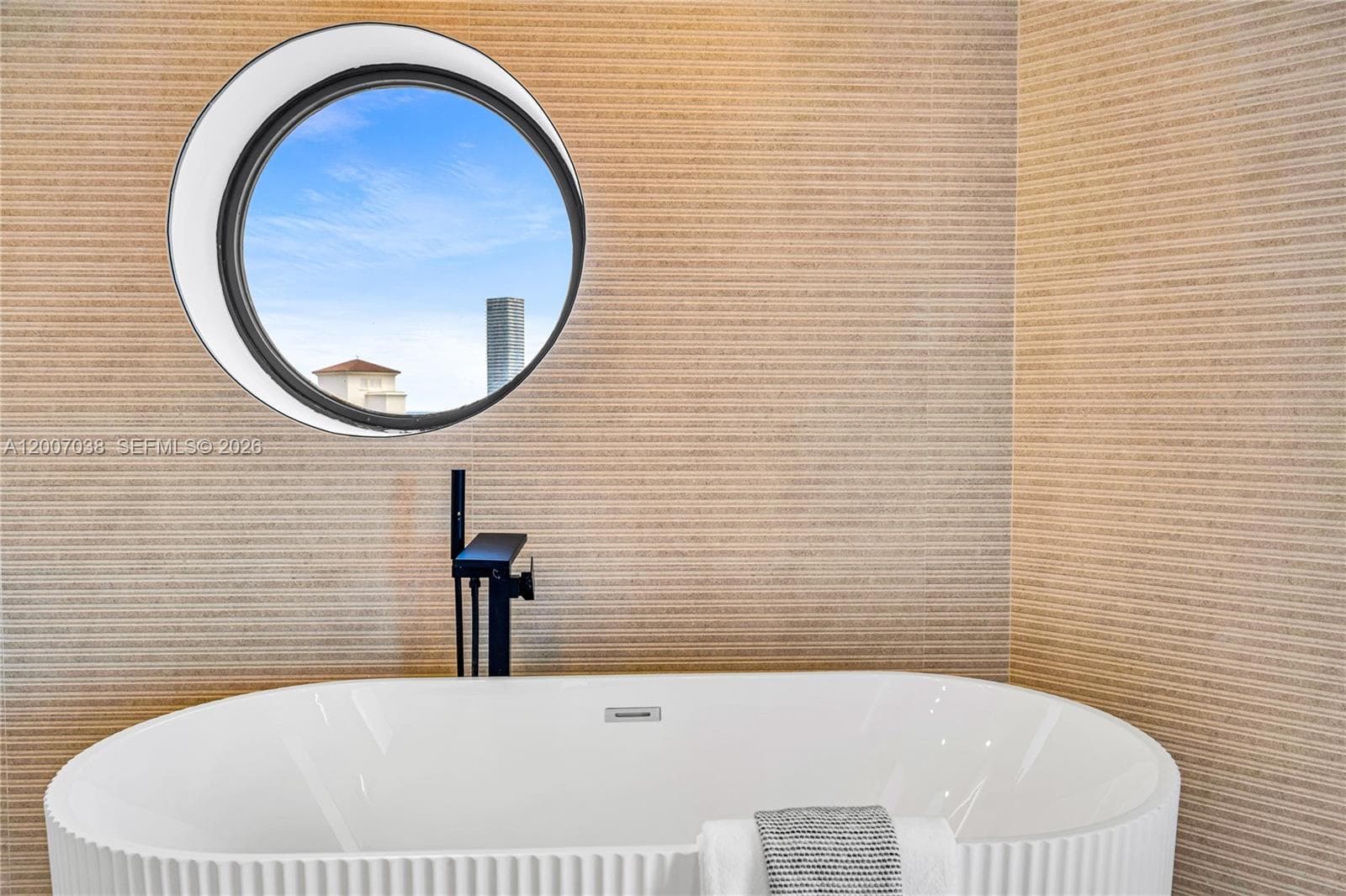 The Landmark · #1904 in Aventura - Photo 39