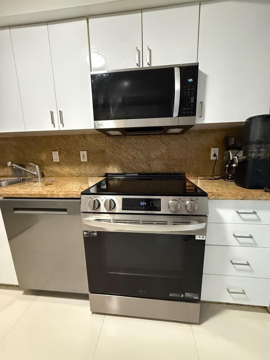 WATERVIEW CONDOMINIUM · #836 in Aventura - Photo 12