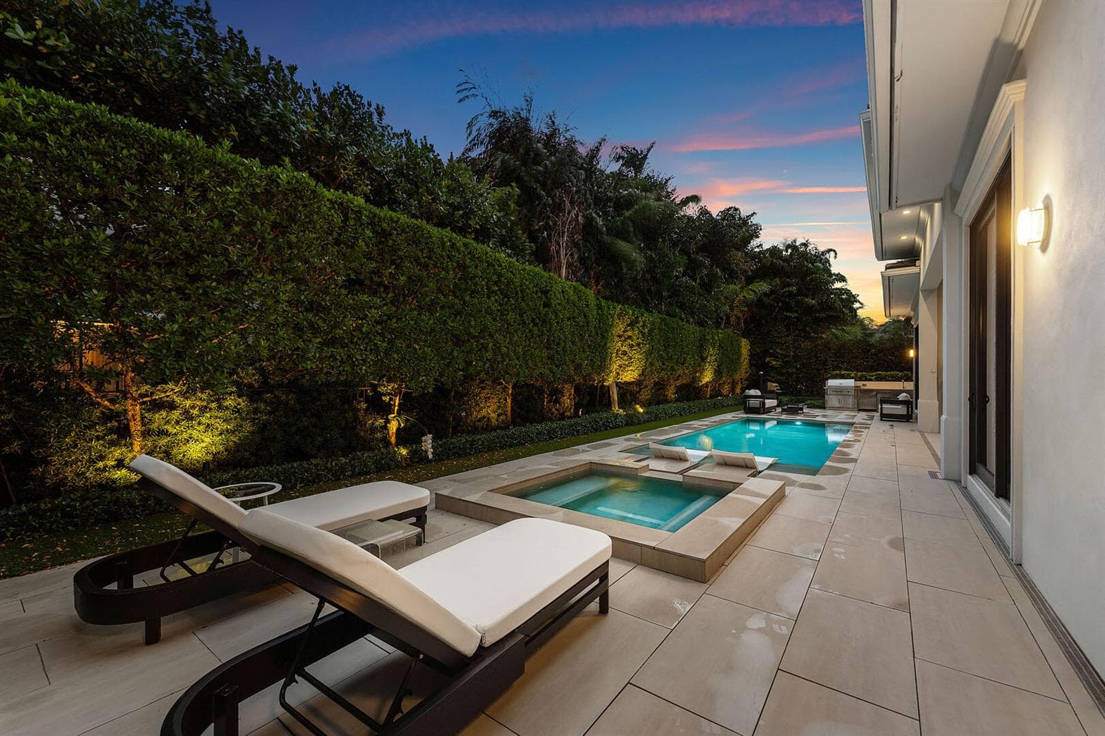 2351_Cherry_Palm_Road_Dusk_04