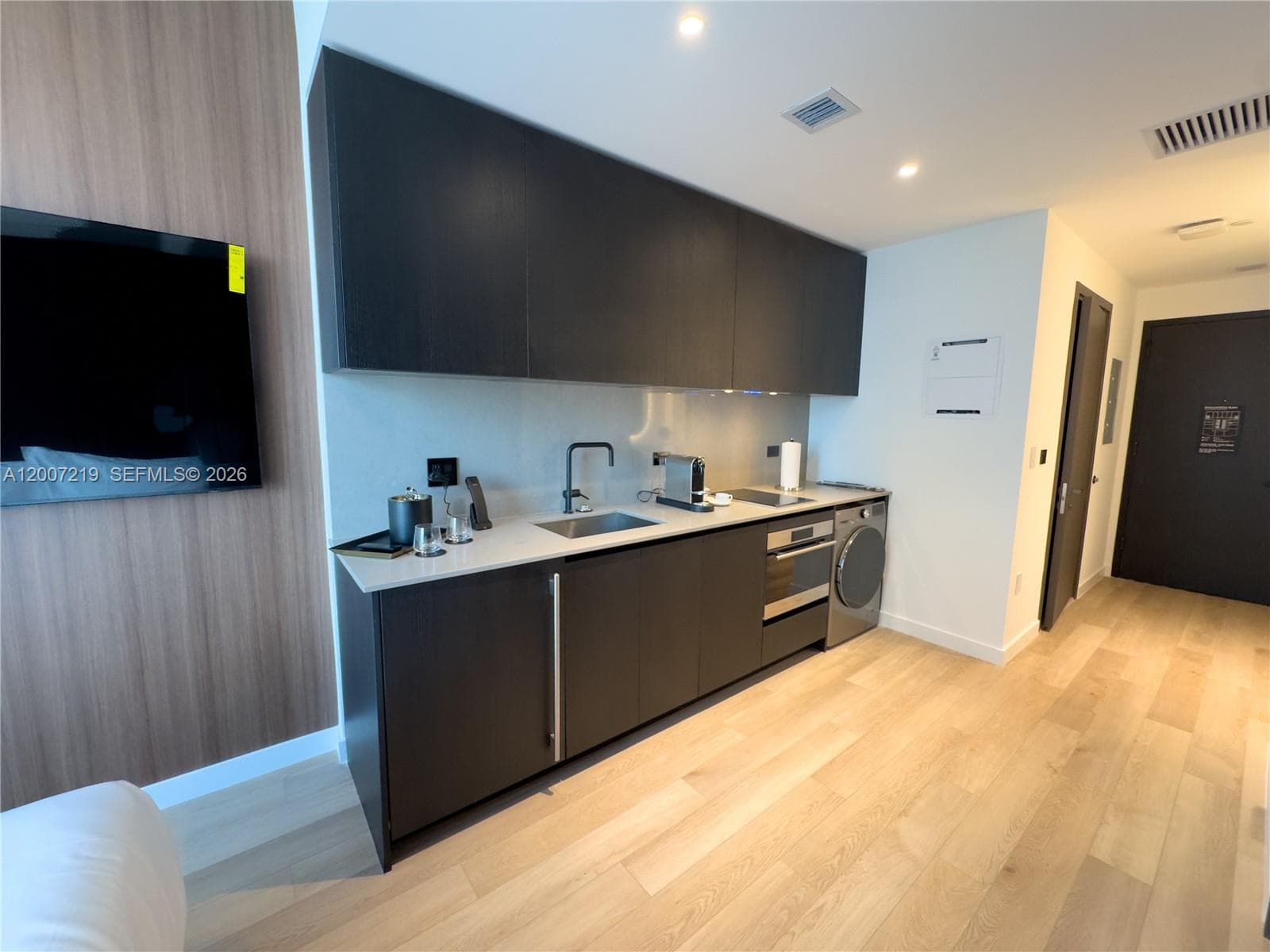 E11EVEN Hotel & Residences · #3006B in Miami - Photo 5