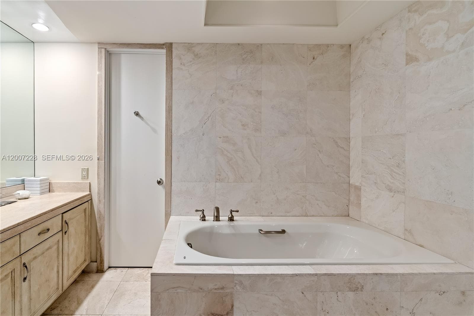 MARINA TOWER CONDO · #7B in Aventura - Photo 26