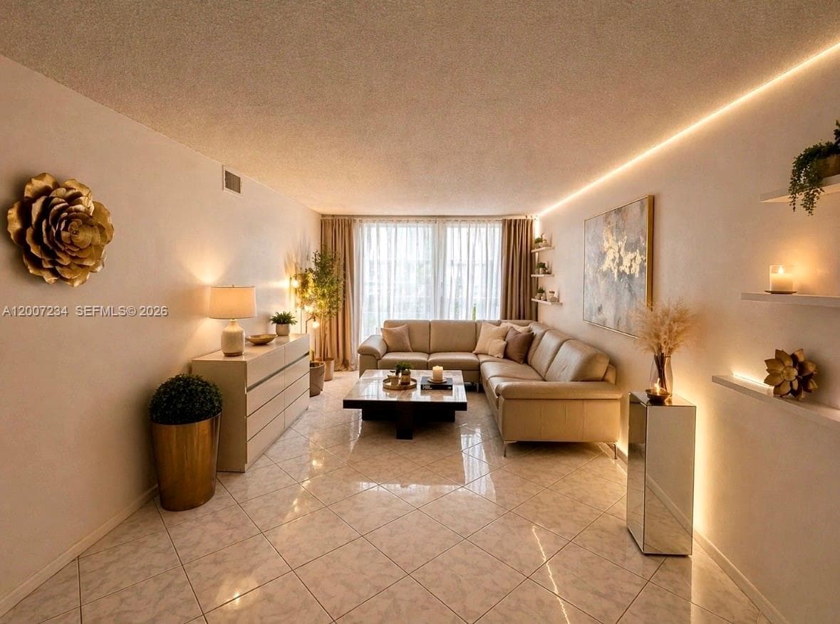 DESOTO PARK NORTH CONDO · #108 in Hallandale Beach - Photo 2