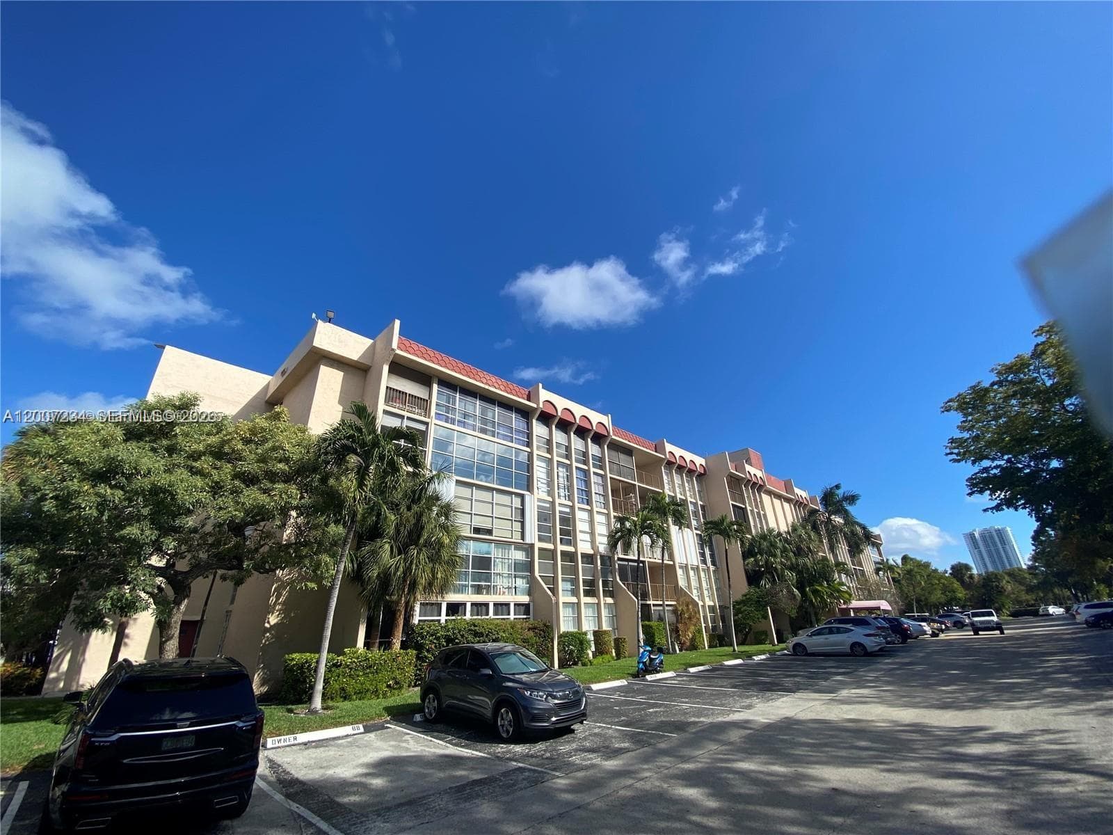 DESOTO PARK NORTH CONDO · #108 in Hallandale Beach - Photo 16