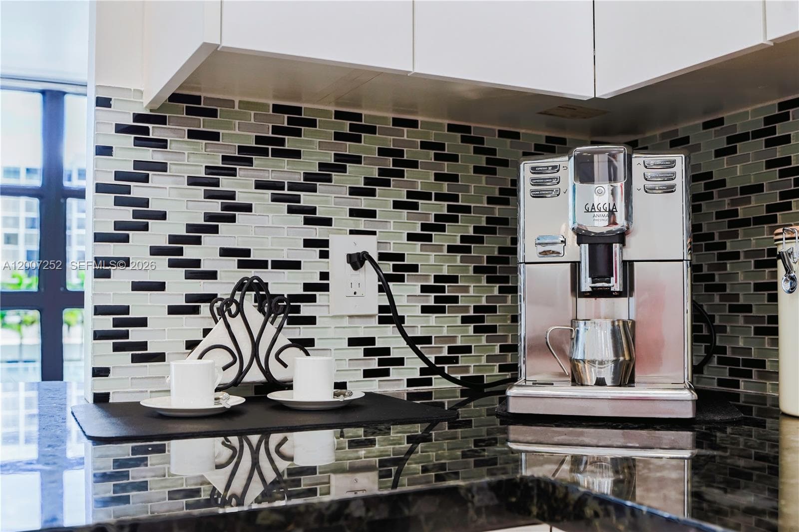 TOWERS OF OCEANVIEW EAST · #319 in Hallandale Beach - Photo 30