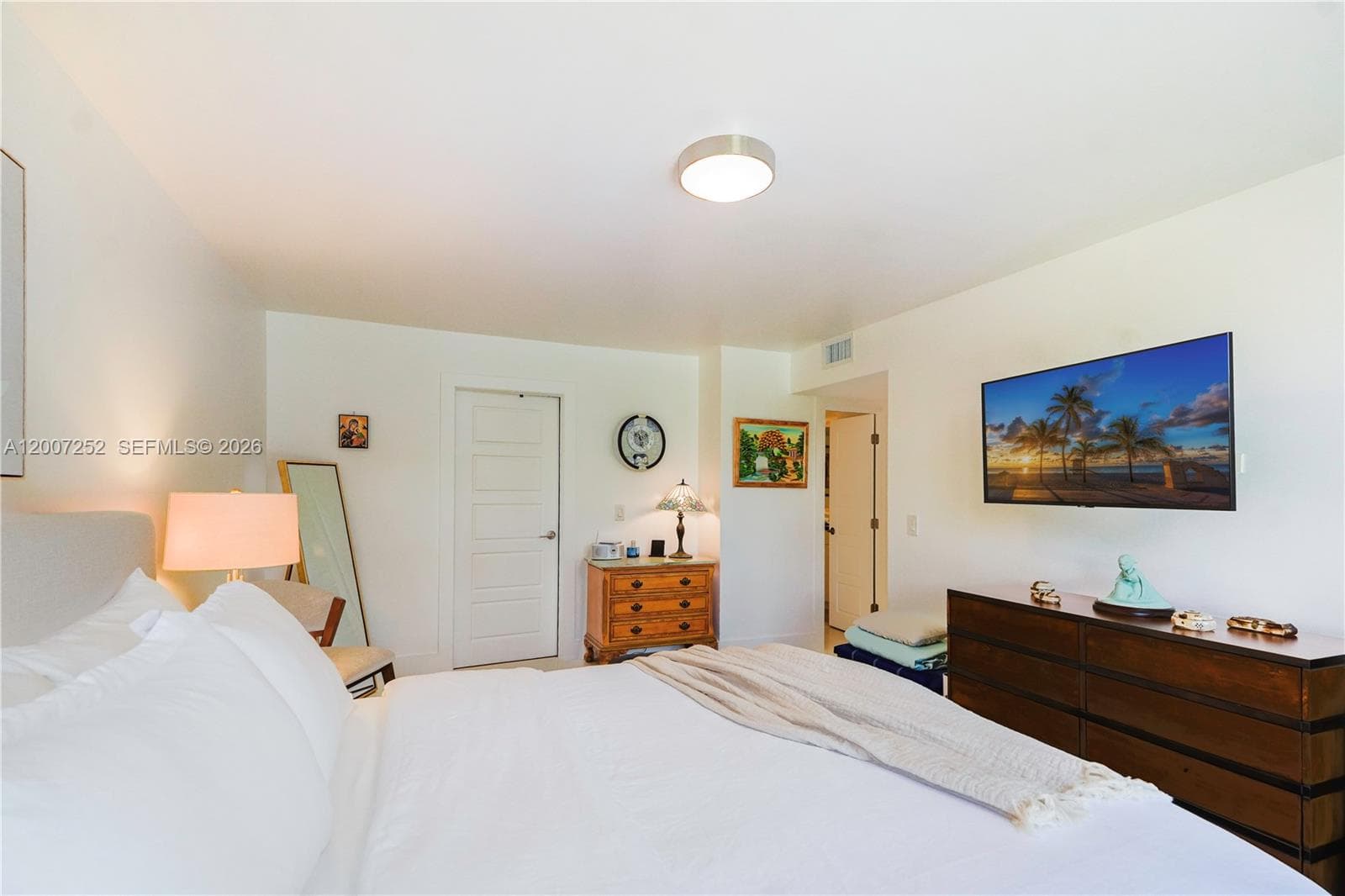TOWERS OF OCEANVIEW EAST · #319 in Hallandale Beach - Photo 37