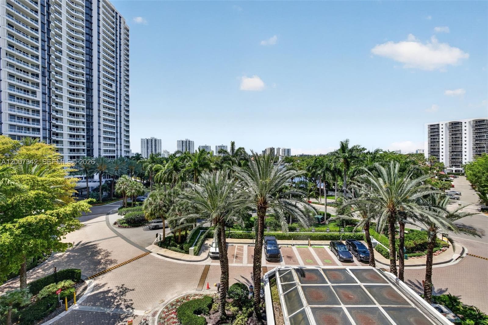 NORTH TOWER AT THE POINT · #605 in Aventura - Photo 9