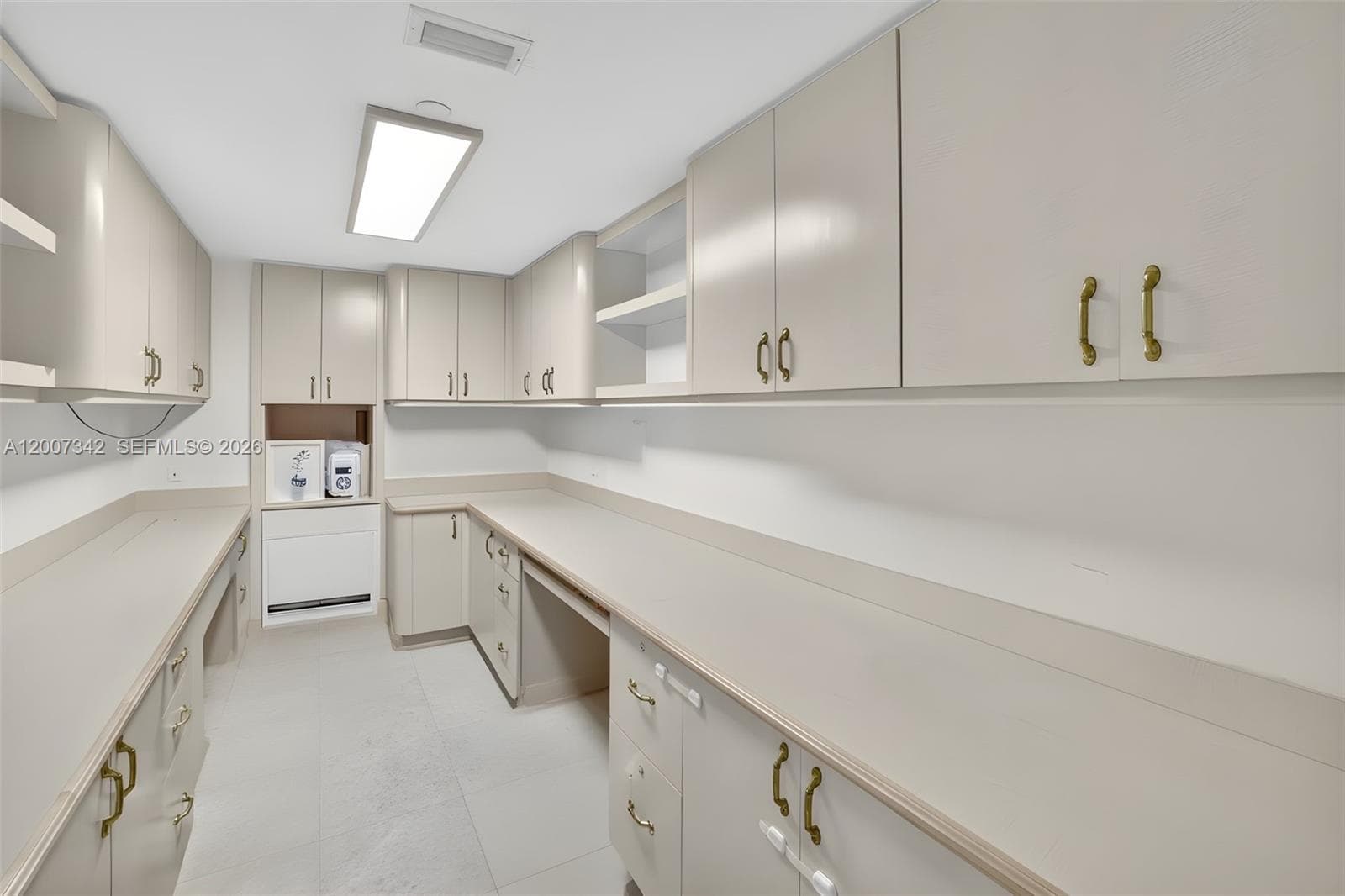 NORTH TOWER AT THE POINT · #605 in Aventura - Photo 34
