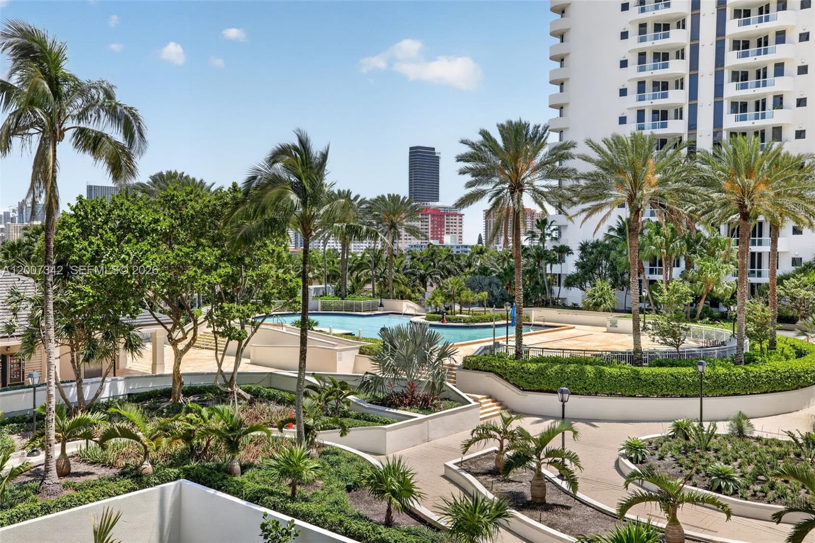 NORTH TOWER AT THE POINT · #605 in Aventura - Photo 29