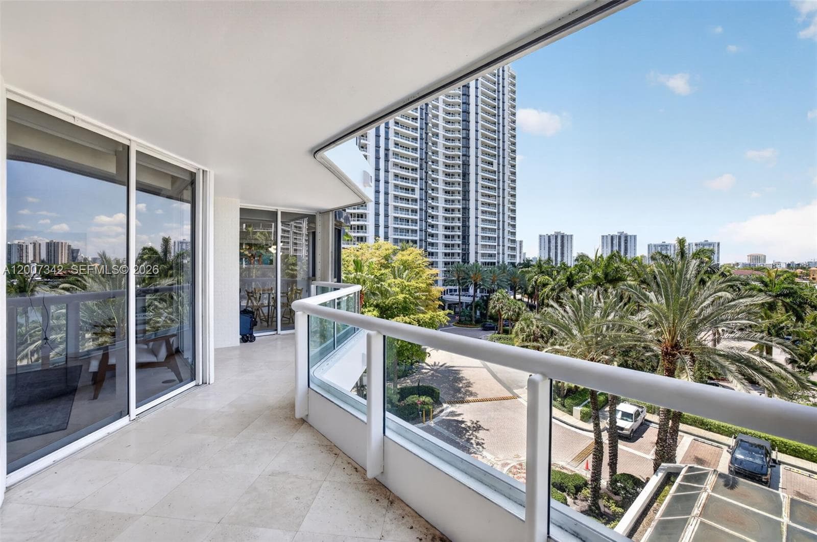 NORTH TOWER AT THE POINT · #605 in Aventura - Photo 8
