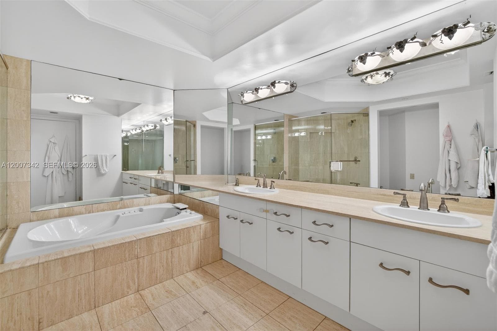 NORTH TOWER AT THE POINT · #605 in Aventura - Photo 25