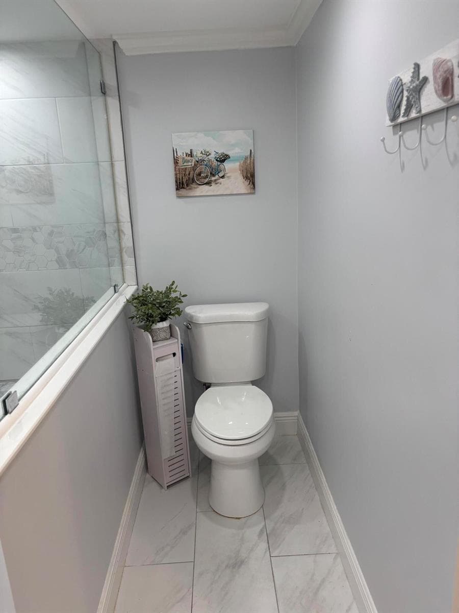 Pelican Pointe primary bath 2
