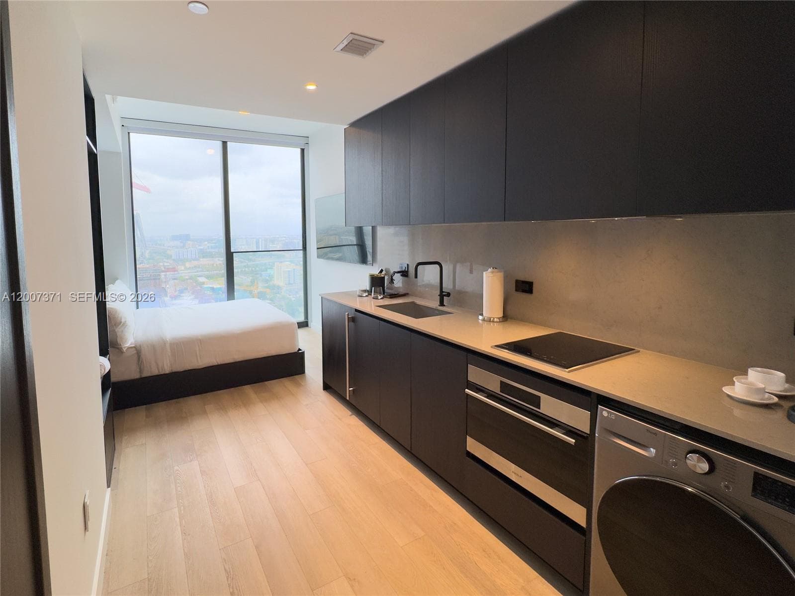 E11EVEN Hotel & Residences · #3012B in Miami - Photo 7