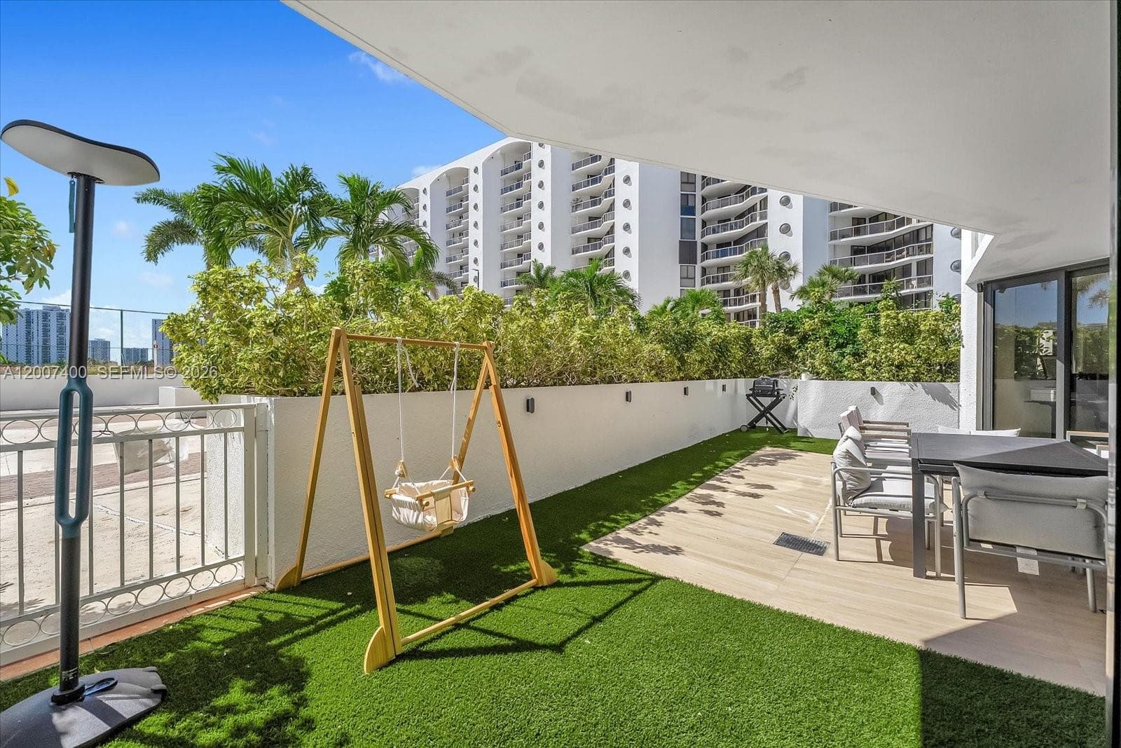 HarbourSide · #310 in Aventura - Photo 18