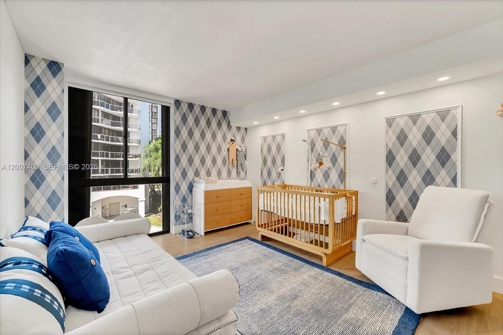 HarbourSide · #310 in Aventura - Photo 15