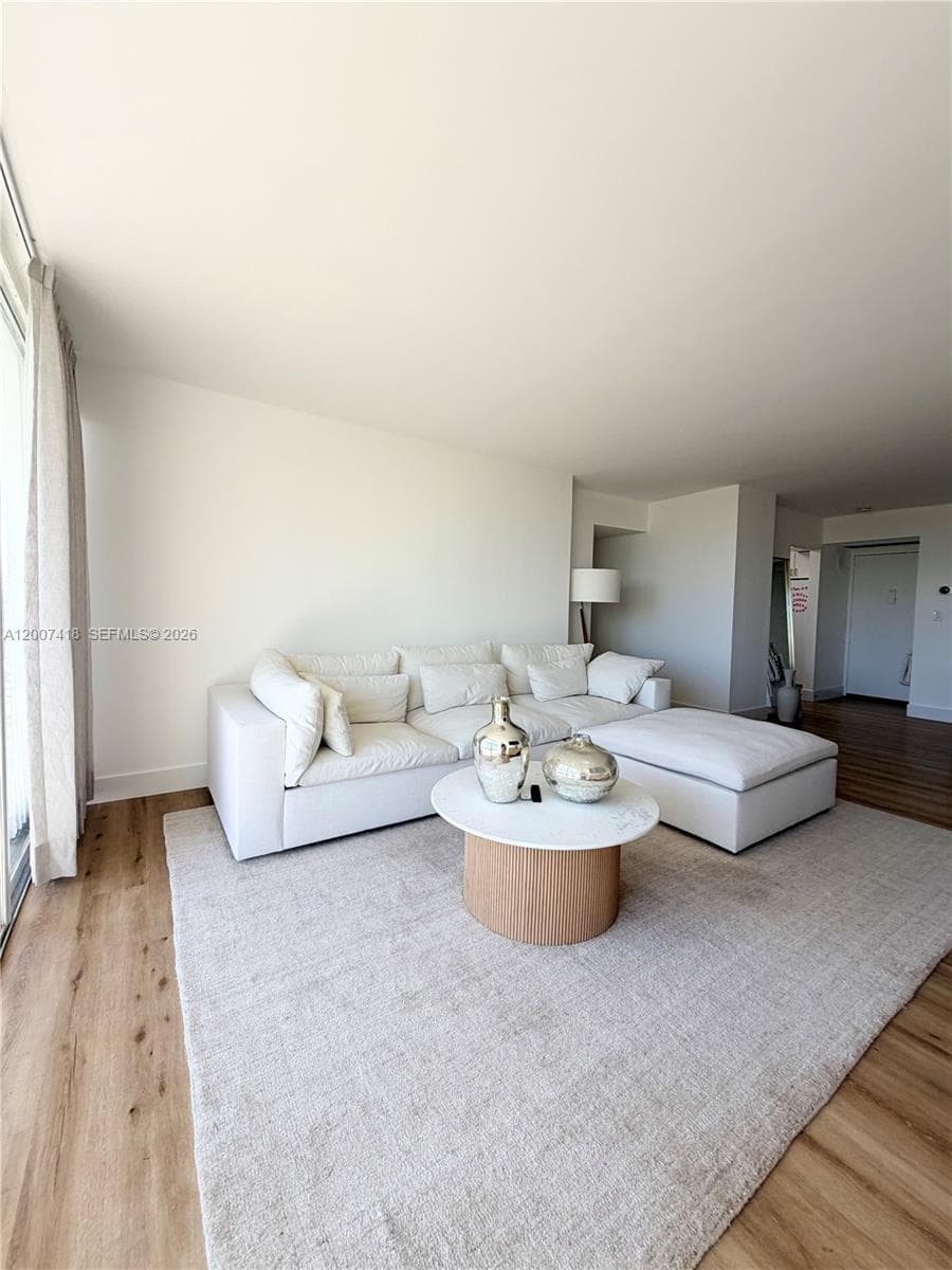 Flanco Condo. Assn. Inc. · #607 in Aventura - Photo 10