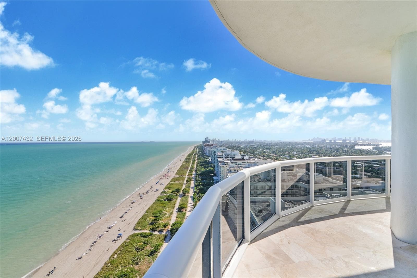 Majestic Tower · #T4 in Bal Harbour - Photo 13