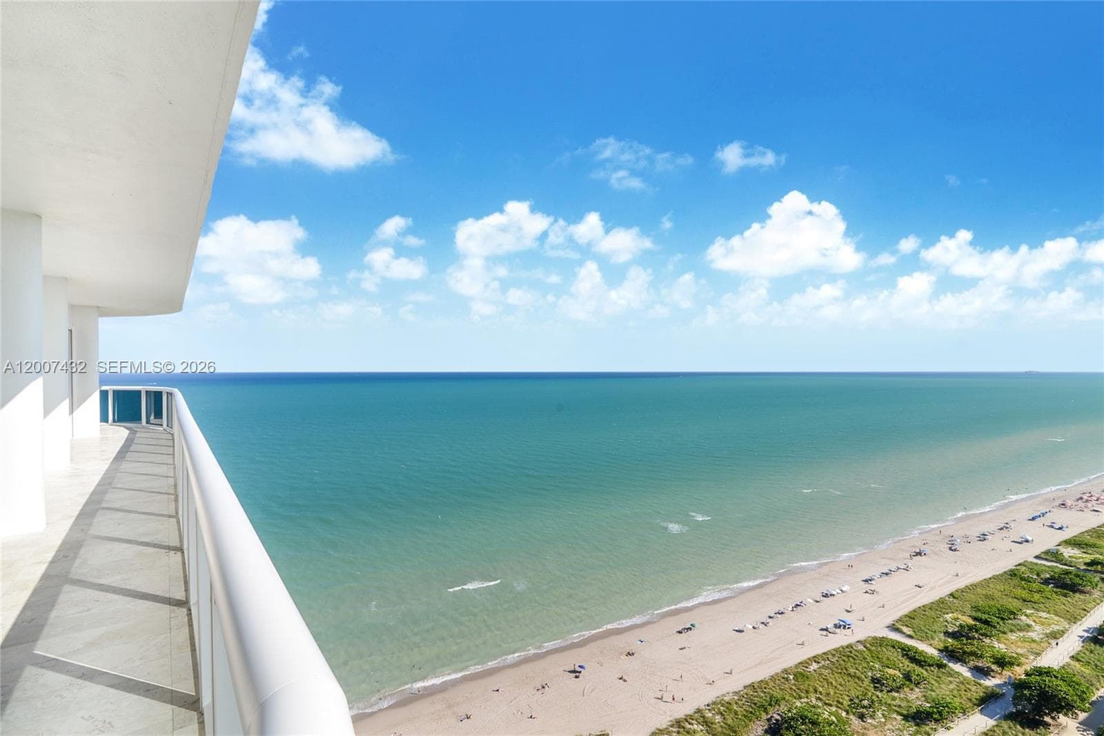 Majestic Tower · #T4 in Bal Harbour - Photo 14