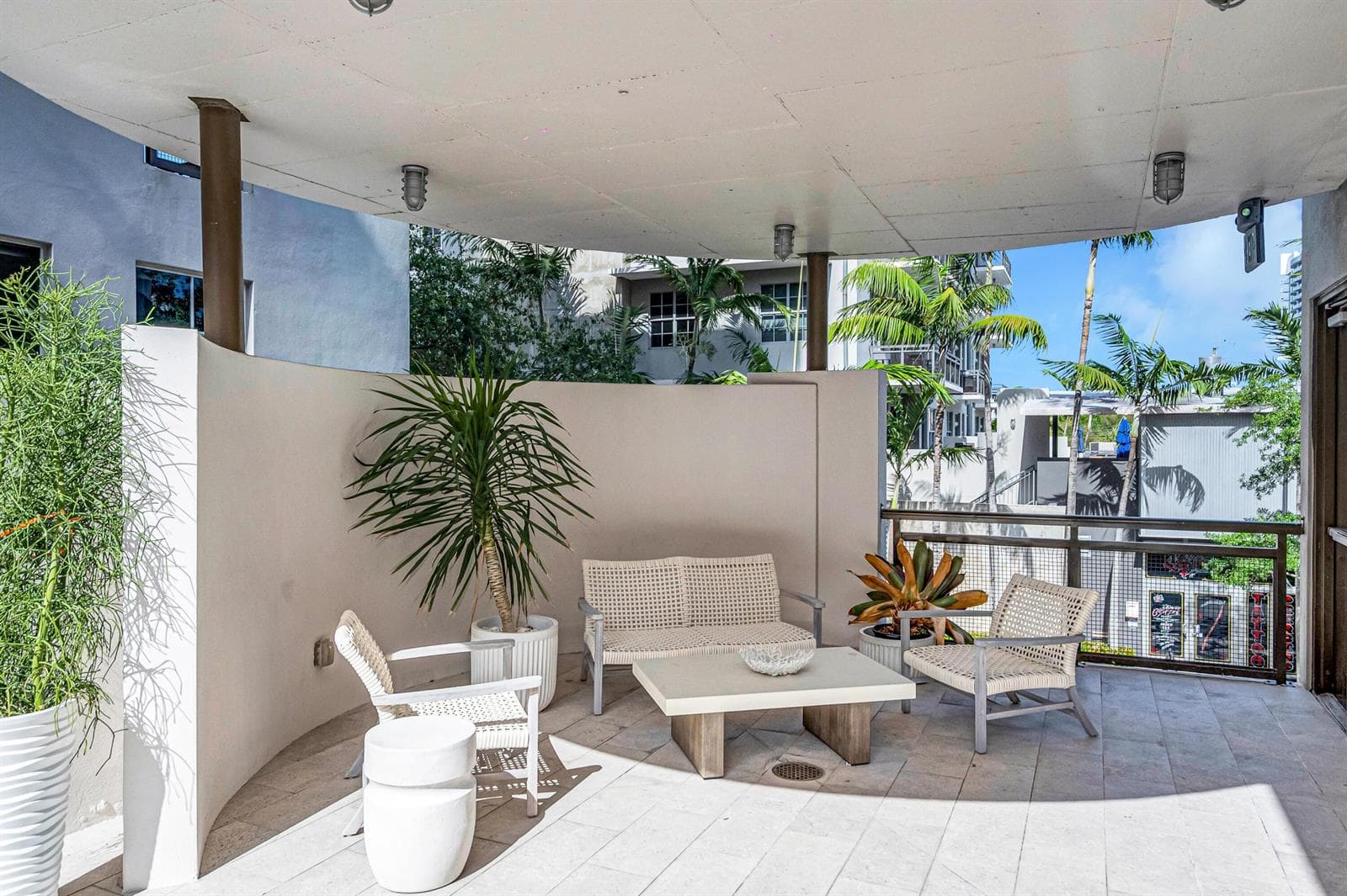 444 NW 1ST APT 301 #-9