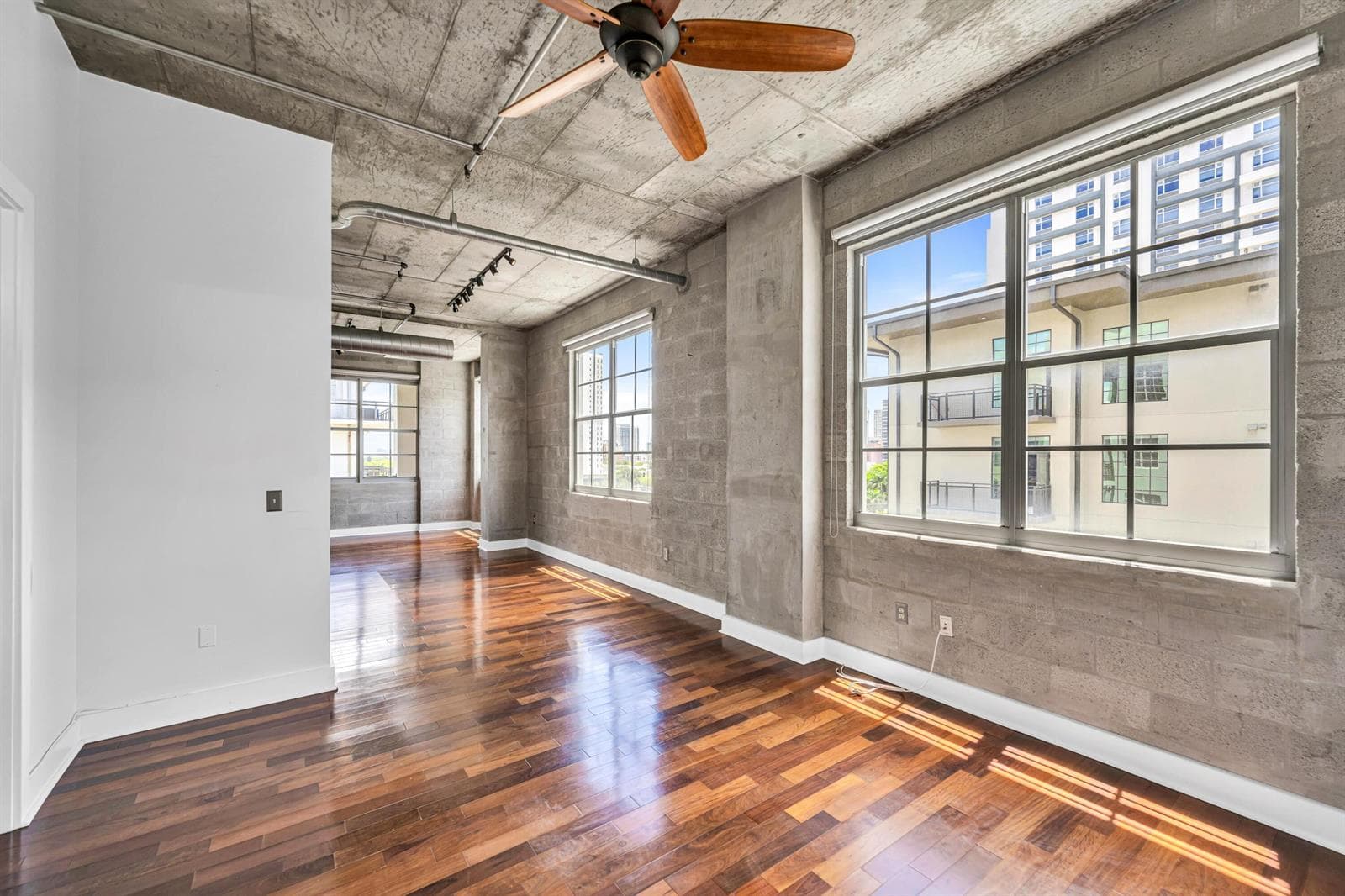 411 NW 1ST AVE #605--24