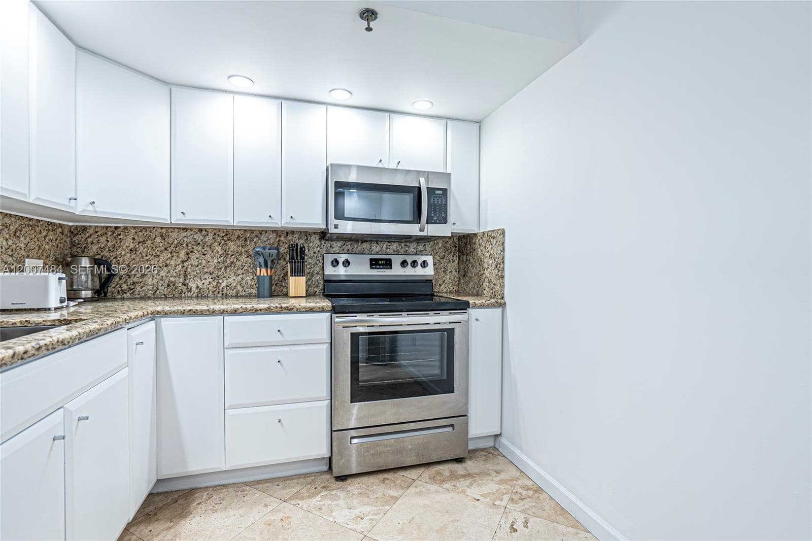 Waterview · #931 in Aventura - Photo 77