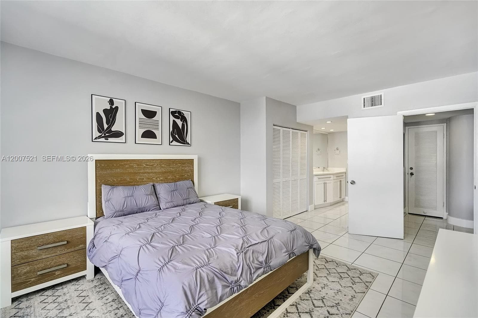 SEA AIR TOWERS CONDO · #1519 in Hollywood - Photo 8