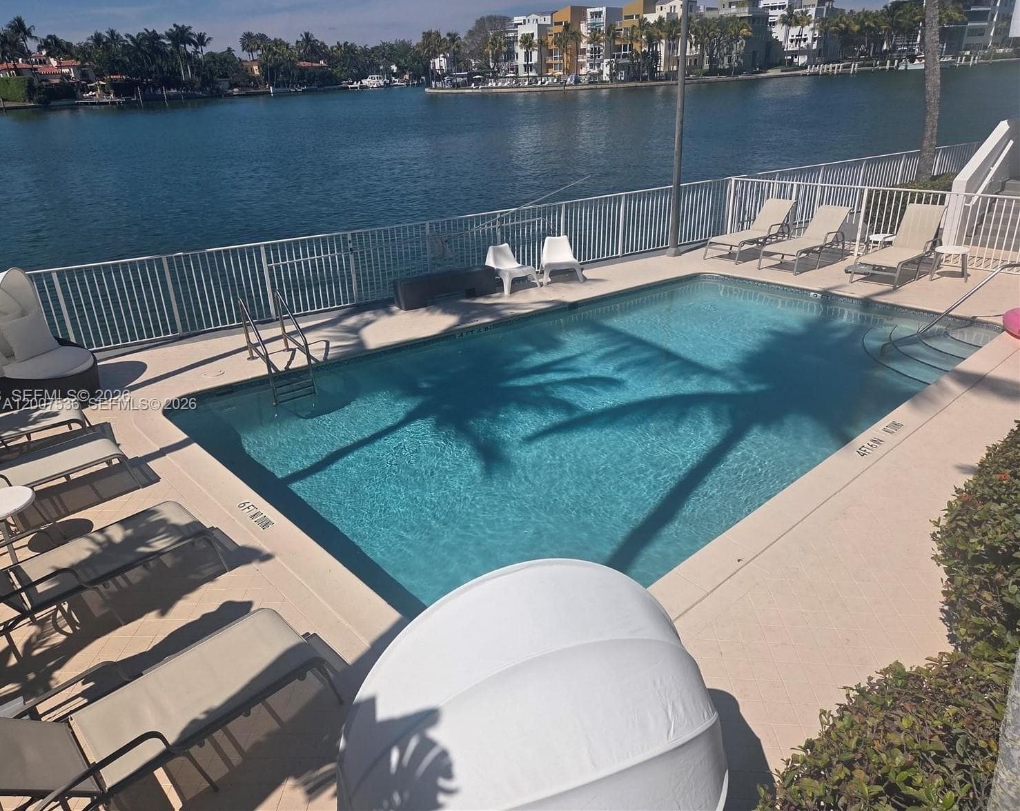 LA RIVE GAUCHE · #1006 in Miami Beach - Photo 16